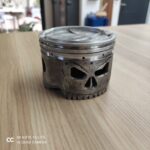 Piston tête de mort cendrier