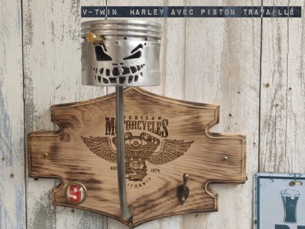 Porte casque V-TWIN piston tête de mort