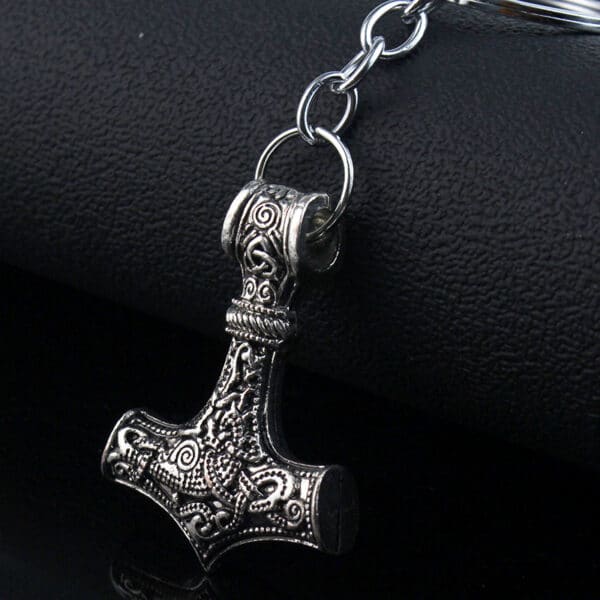 Porte clés , marteau de Thor, Mjolnir,
