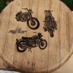 Gravure sur 3 faces d'une 750 Four Honda