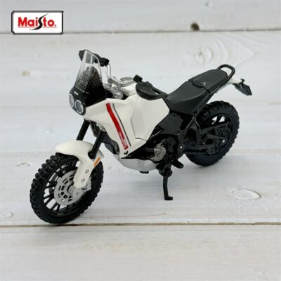 Moto Miniature Ducati Desert X - Modèle Réduit Échelle 1/18 - Décoration Collection Motard