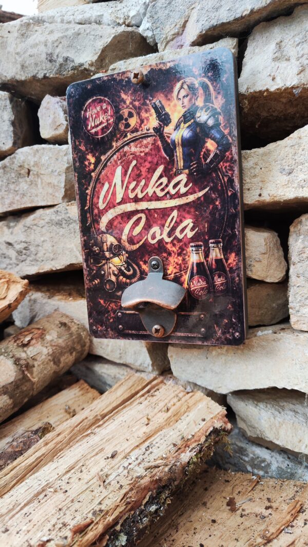 Décapsuleur Fallout Nuka Cola fan art avec impression DTF UV fait main en atelier