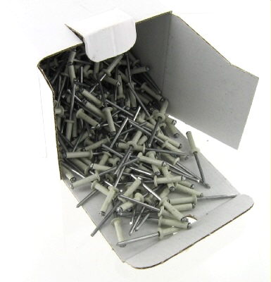 BOITE DE 250 RIVETS 4x16 BLANC