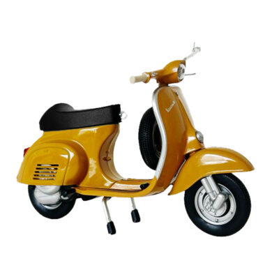 MINIATURE DE COLLECTION NOREV VESPA 50R 1969 1/18E JAUNE POSITANO