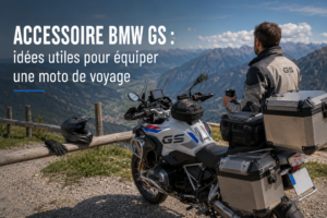 Motard avec moto et paysage montagneux